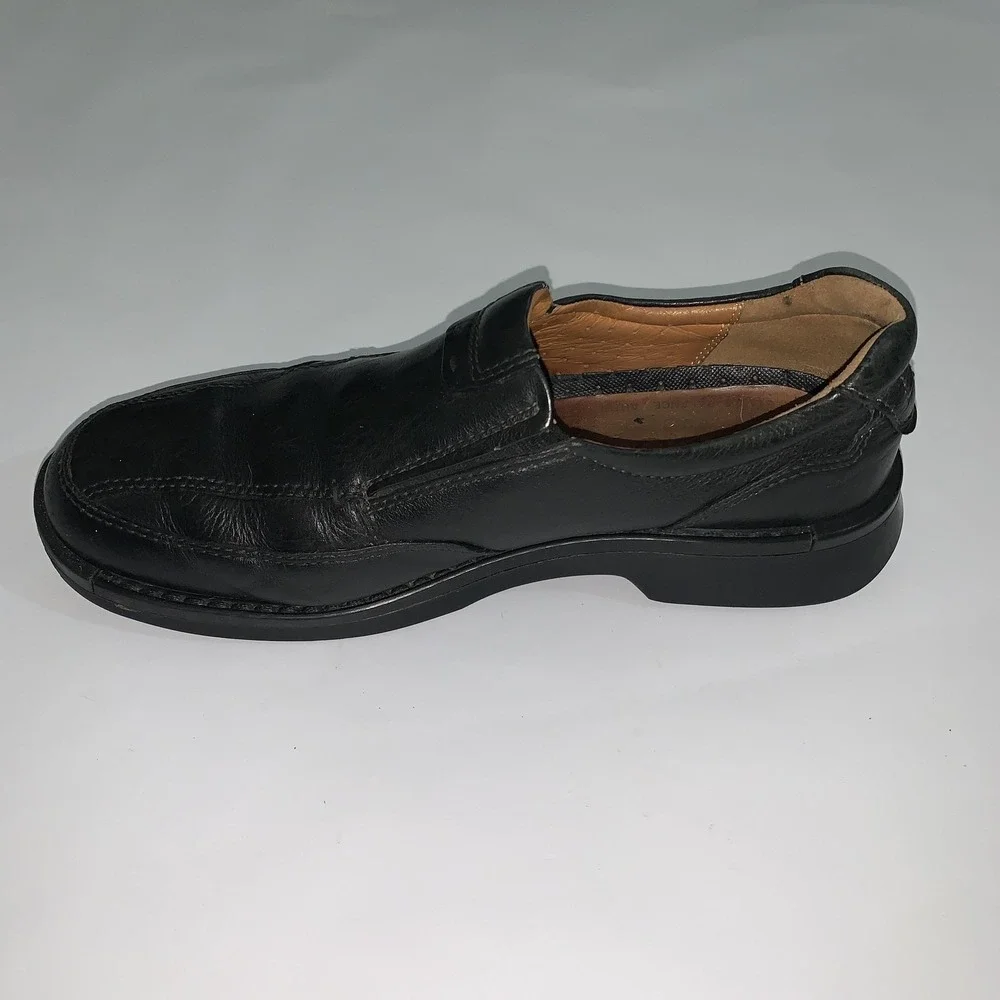 ECCO Shoes Mens Size 8.5 Black Leather Slip On Loafers Casual Comfort Walking